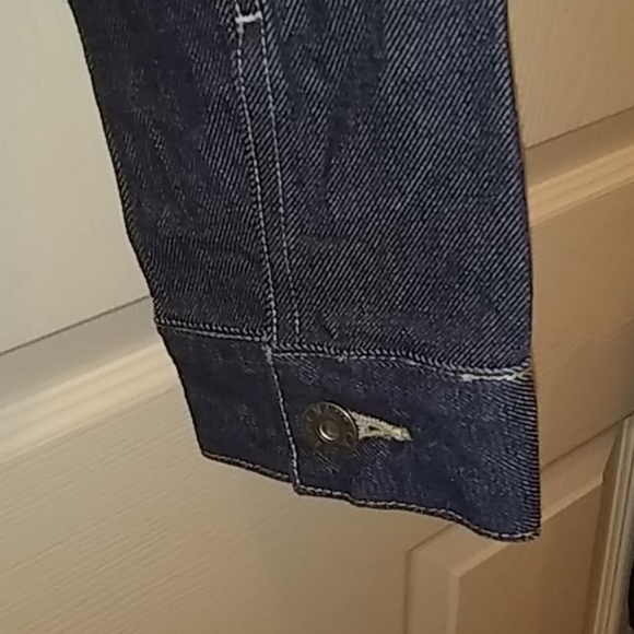 Ladies 2pc Denim Jacket & Jeans - Picture 10 of 16